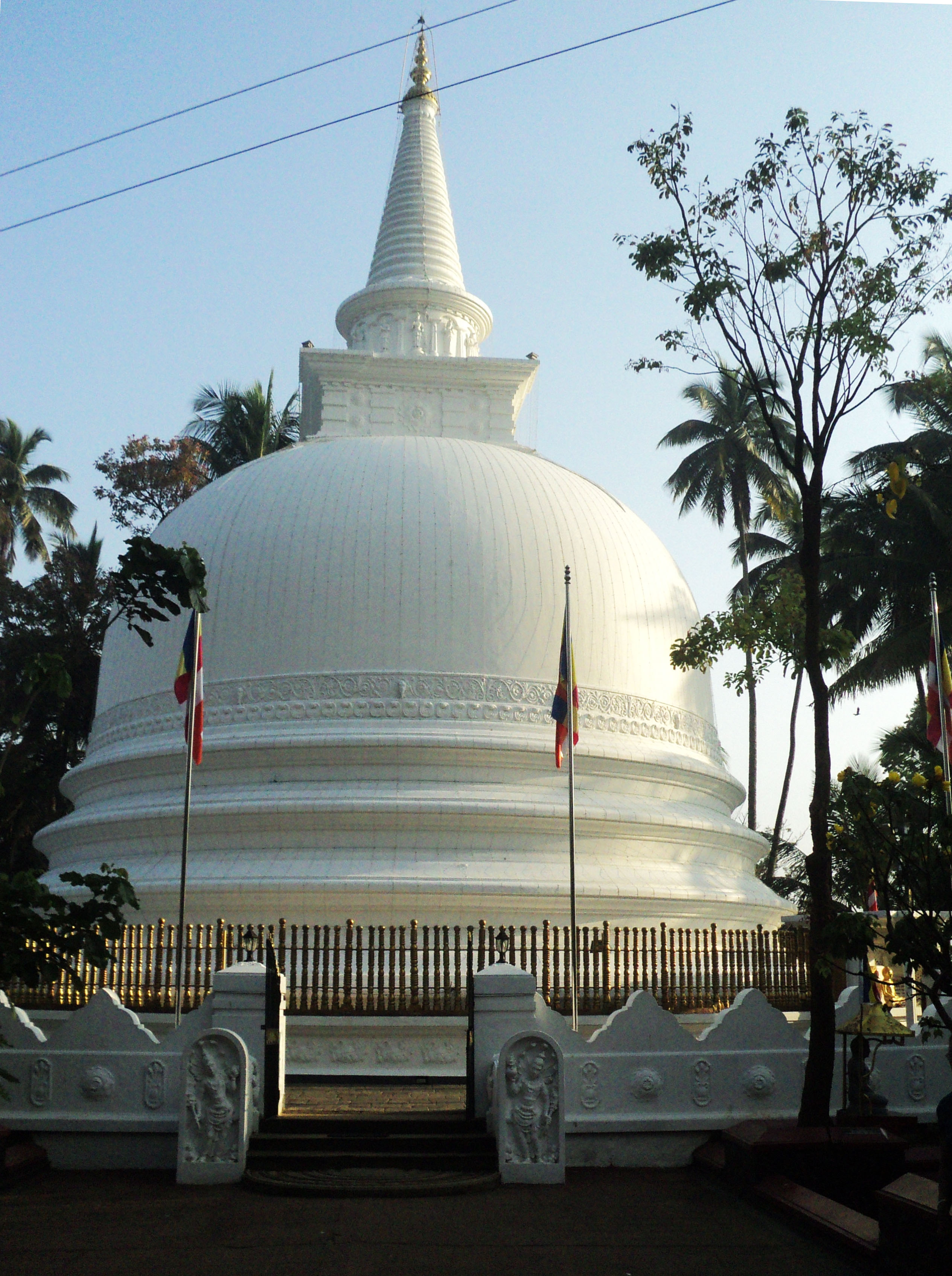 Badulla Image Misty mountains of Badulla – Extraordinary pages of an ordinary life